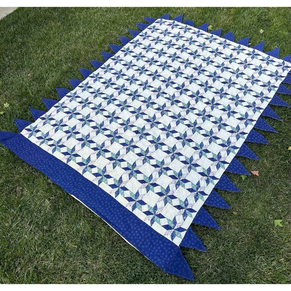 Vintage Feed Sack Blue And White Eight Point Star Pattern Quilt 81